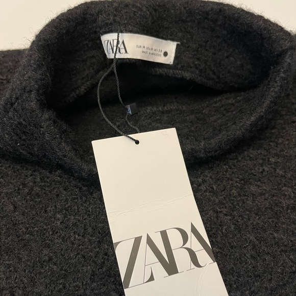 NEW Zara Black Textured Top - Picture 11 of 11